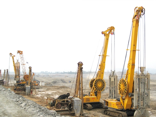 樂山(shan)機群施工