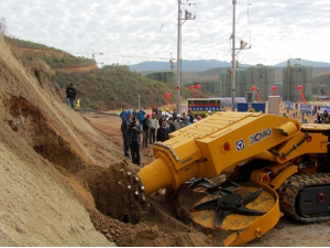 掘進(jìn)機在雲南施工
