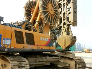 珠(zhū)澳大橋(qiao)珠海鍊(liàn)接線人(ren)工島工(gōng)程施工(gong)